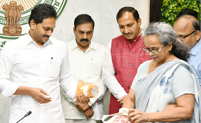 cm-ys-jagan4.jpg