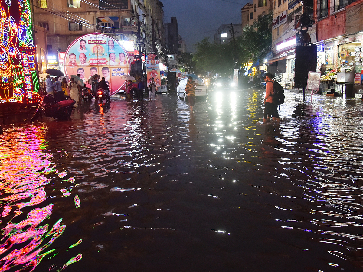 hyderabad_20rains_20update_20pics-16.jpg 14