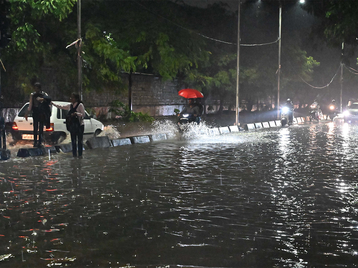 hyderabad_20rains_20update_20pics-21.jpg 19
