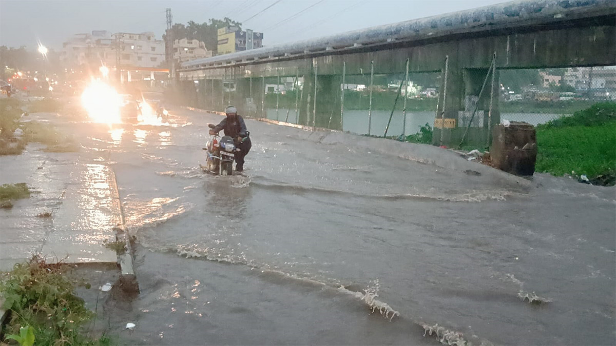hyderabad_20rains_20update_20pics-36.jpg 32