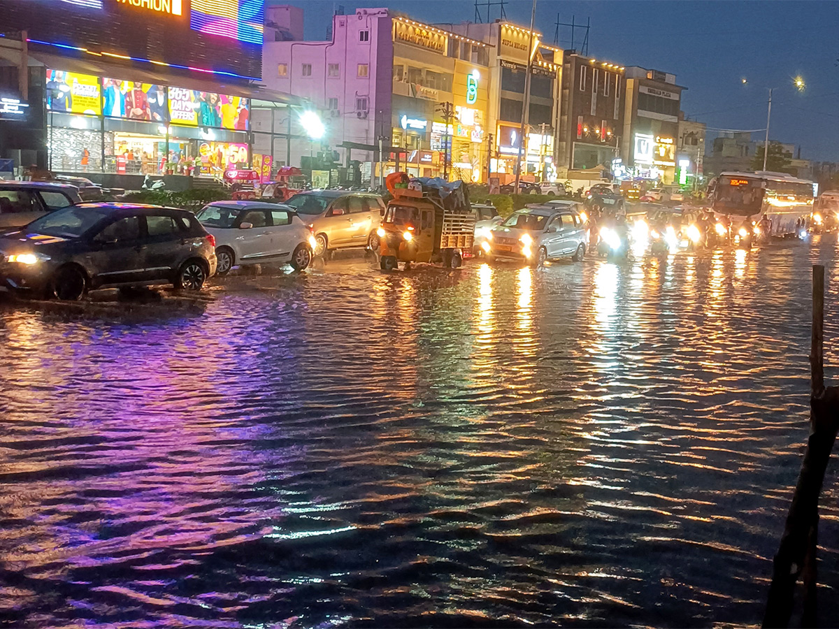 hyderabad_20rains_20update_20pics-6.jpg 5