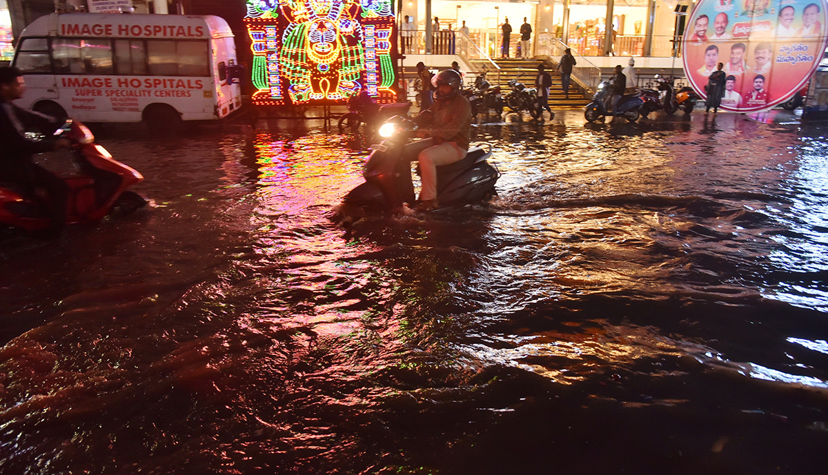 hyderabad_20rains_20update_20pics-63.jpg 46