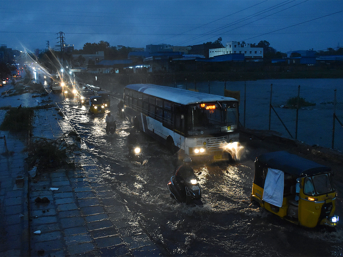 hyderabad_20rains_20update_20pics-65.jpg 48