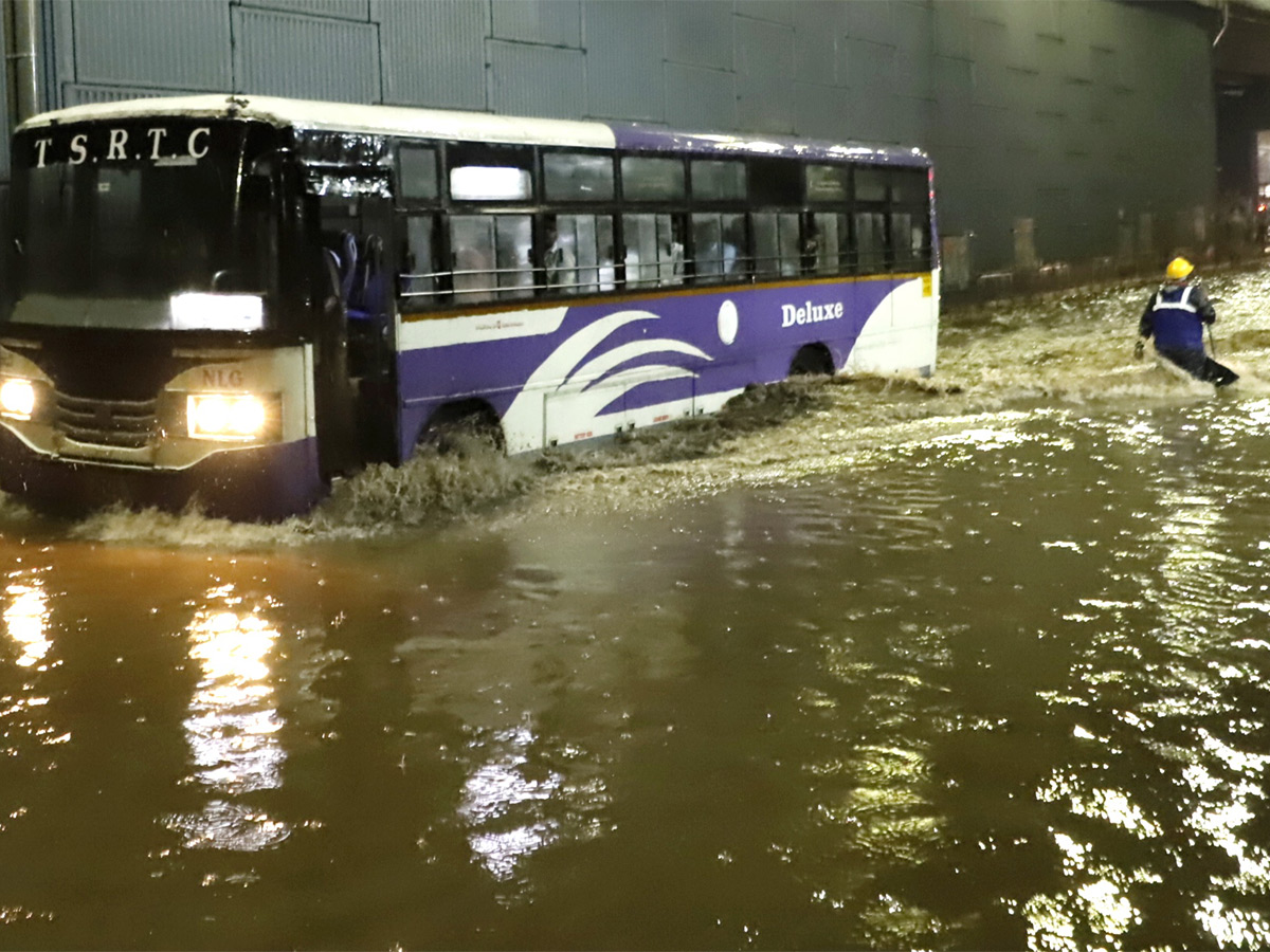 hyderabad_20rains_20update_20pics-66.jpg 49