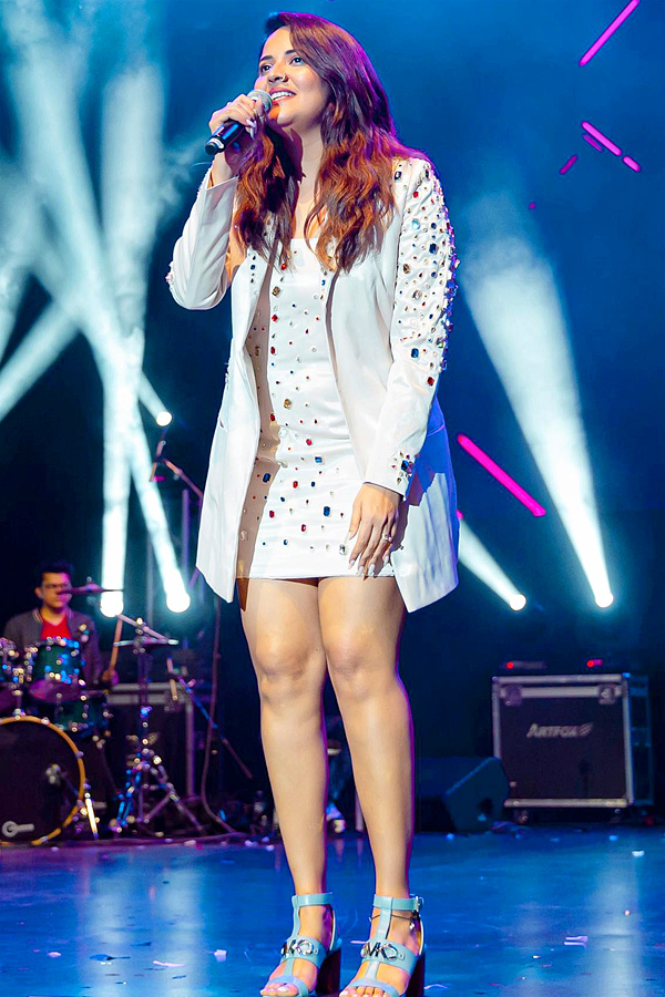 Anchor_20Anasuya_20USA_20Tour_20Photos_3.jpg 4