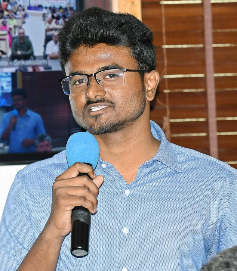 CM_20YS_20Jagan_20In_20Jagananna_20Videshi_20Vidya_20Deevena_20Funds_20Release_20Event-11.jpg 11