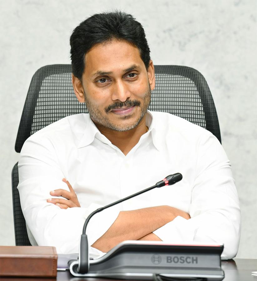 CM_20YS_20Jagan_20In_20Jagananna_20Videshi_20Vidya_20Deevena_20Funds_20Release_20Event-5.jpg 5