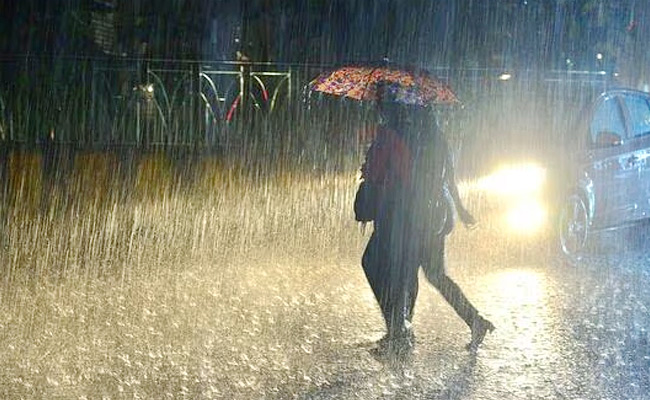 Heavy-rain-telangana4.jpg
