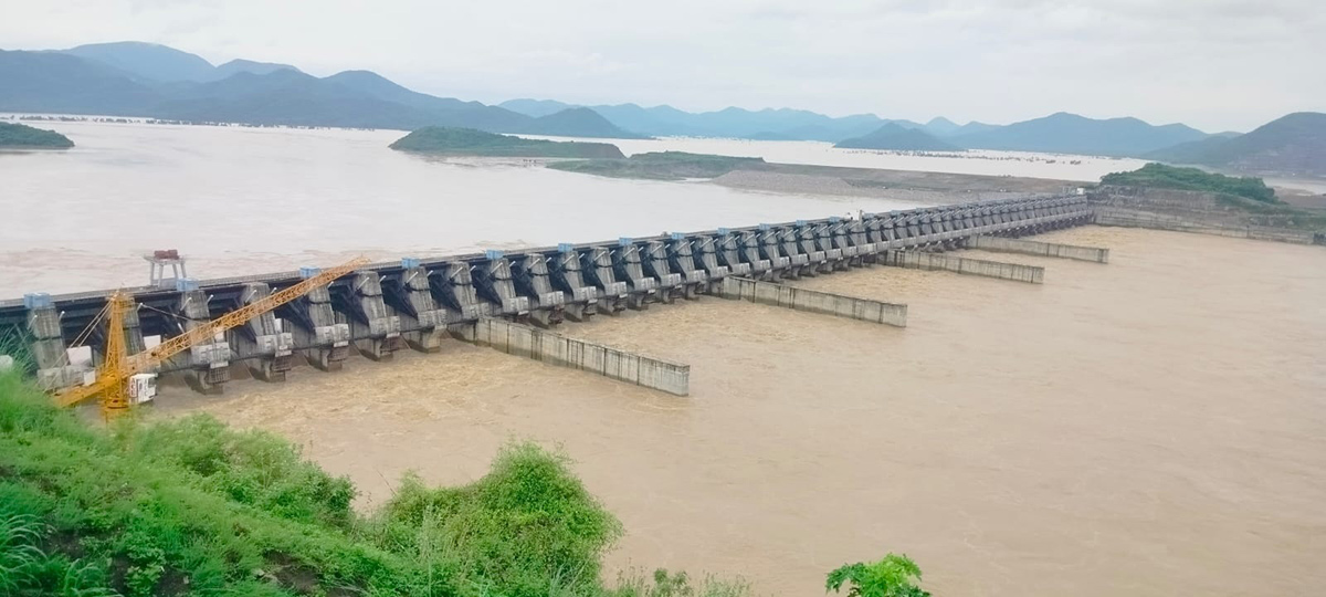 Heavy_20Rains_20in_20andhra_20pradesh_20update_20photos-33.jpg 30