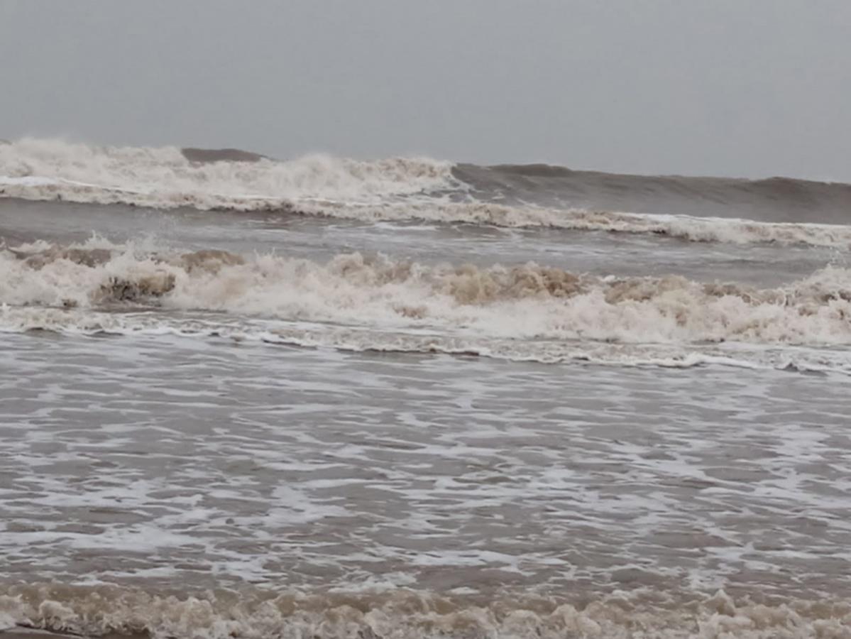 Heavy_20Rains_20in_20andhra_20pradesh_20update_20photos-6.jpg 6