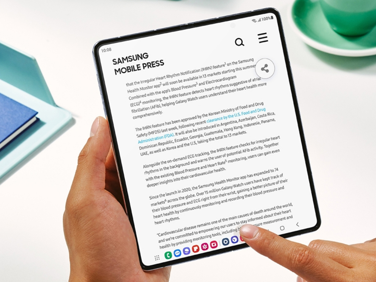 Samsung-Galaxy-Mobile-Press.jpg 27