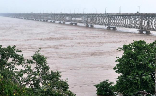 godavari.jpg