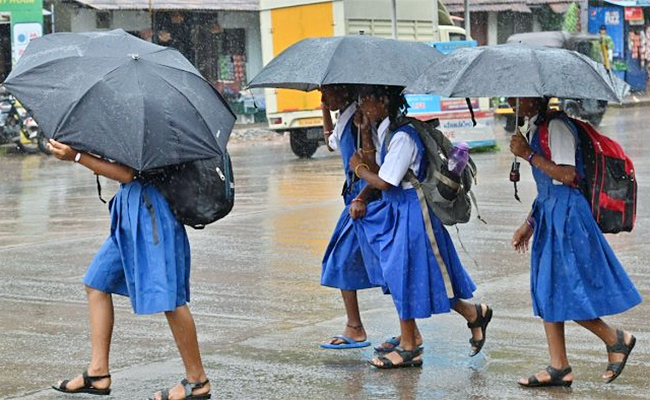 schools-holiday-rain.jpg