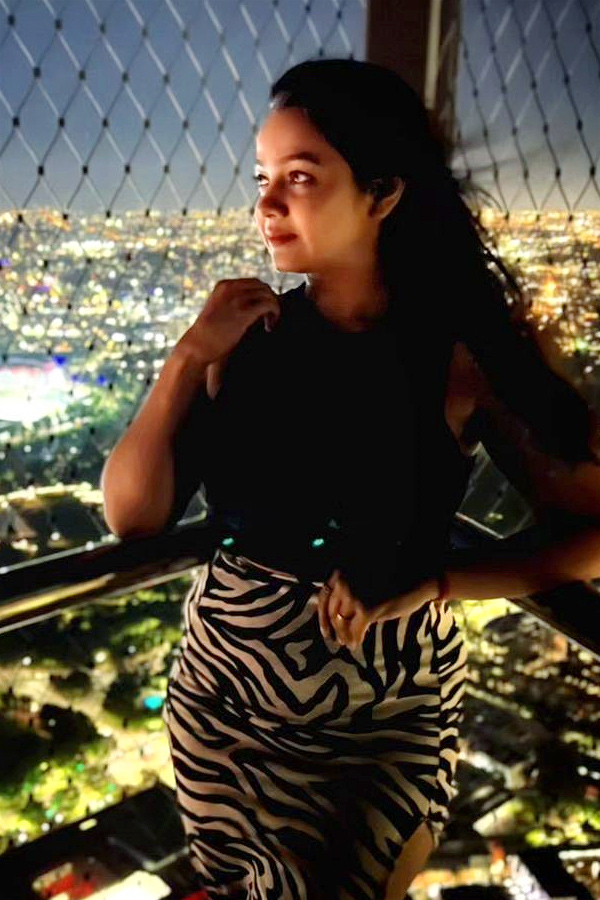 Nithya_20Shetty_20Latest_20Photos_15.jpg 16