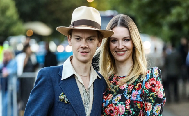 elon-musk-ex-wife-engagement.jpg