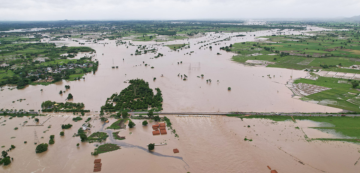 heavy_20rain_20in_20warangal_20district_20photos-19.jpg 17