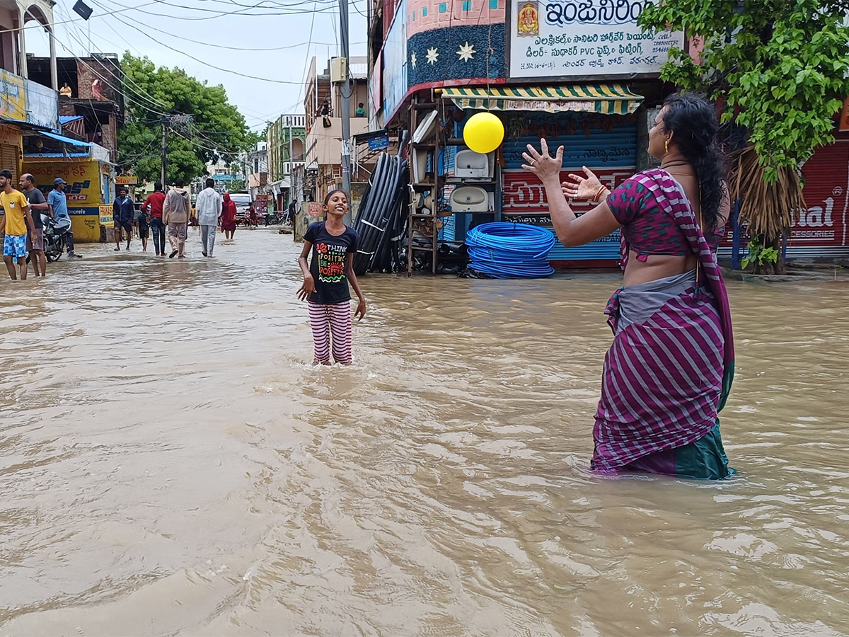 heavy_20rain_20in_20warangal_20district_20photos-42.jpg 38