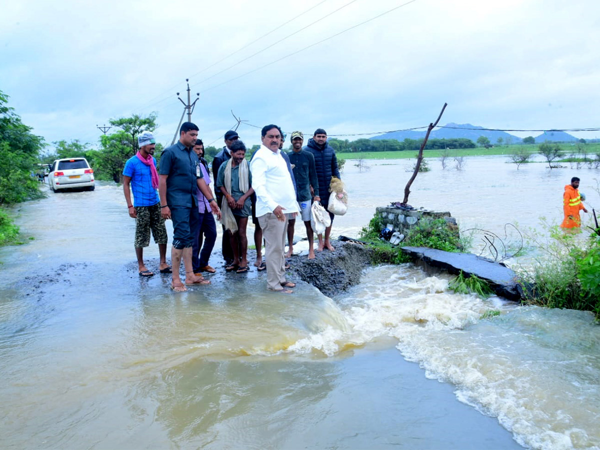 heavy_20rain_20in_20warangal_20district_20photos-56.jpg 51