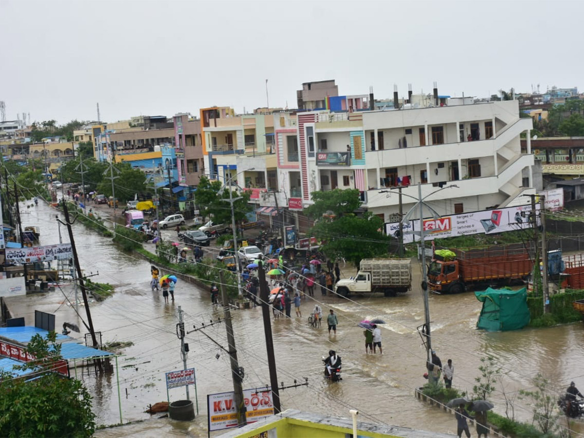 heavy_20rain_20in_20warangal_20district_20photos-6.jpg 5