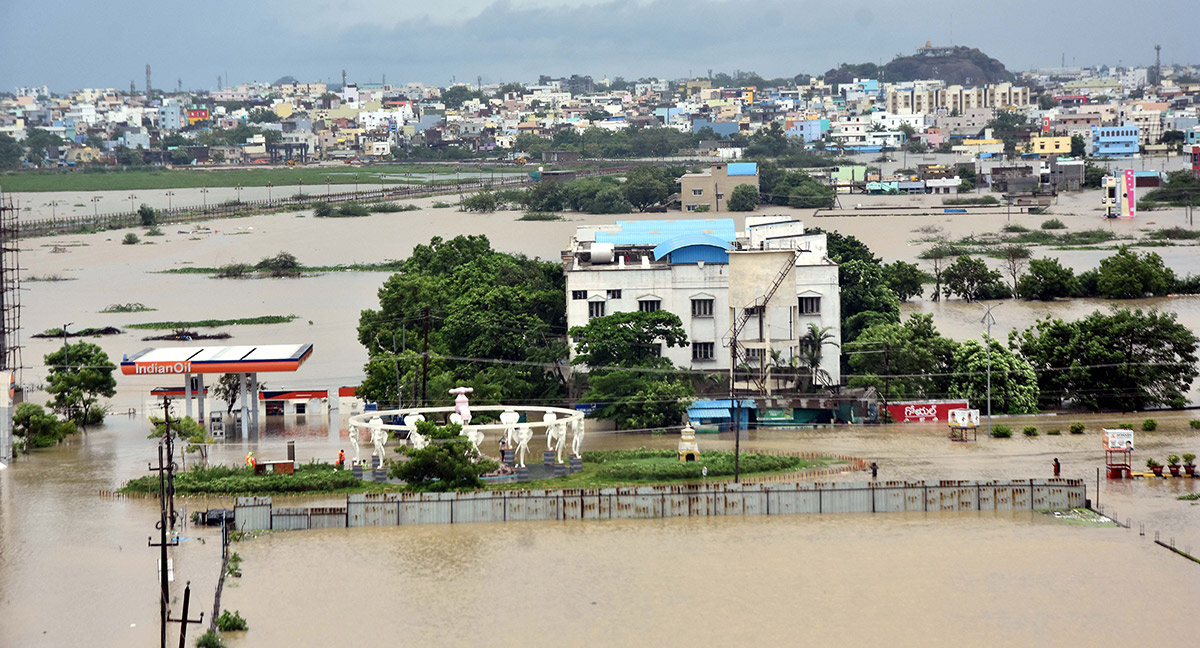 heavy_20rain_20in_20warangal_20district_20photos-61.jpg 56