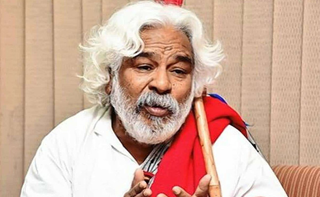 Gaddar-Hospitalised.jpg