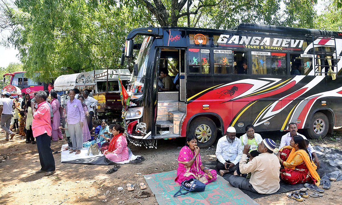 Rottela_20Panduga_202023_20Bara_20Shaheed_20Dargah_20in_20Nellore_20in_20Andhra_20Pradesh-10.jpg 10