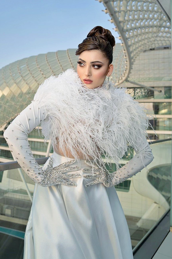 Urvashi_20Rautela_20Latest_20Photos_2.jpg 3