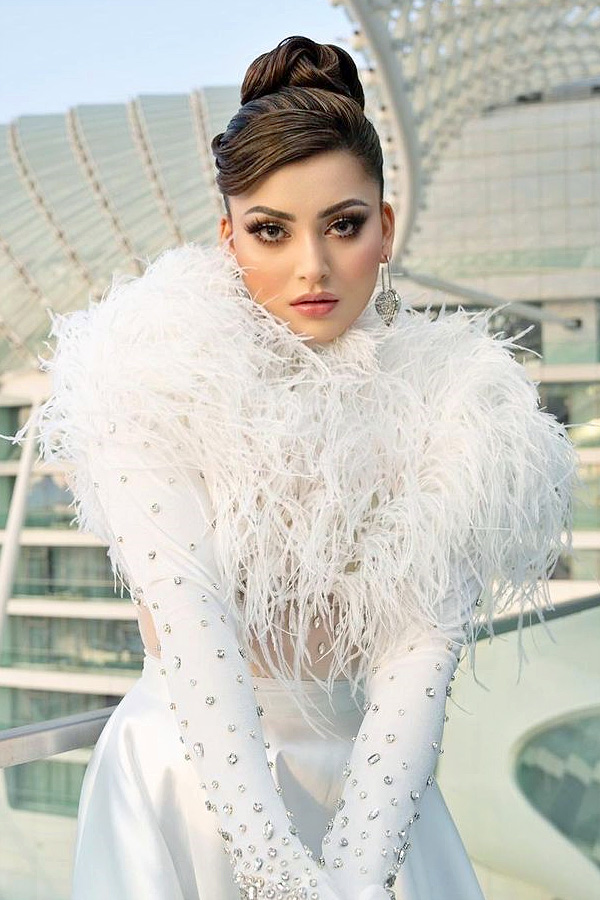 Urvashi_20Rautela_20Latest_20Photos_9.jpg 10
