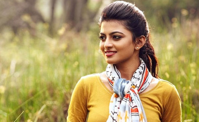 kayal-anandi.jpg
