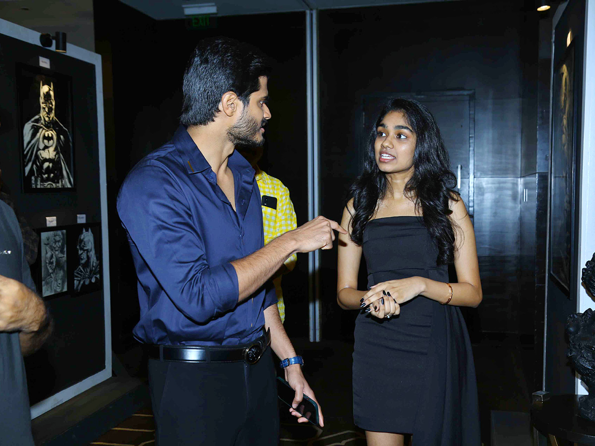 Celebs_20At_20Hiya_20Dasaris_20The_20Noir_20Rendezvous_20Paint_20Exhibition_20PHotos_14.jpg 15