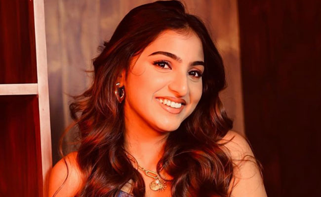 pranavi-manukonda.jpg