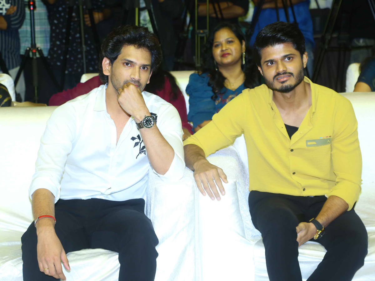 anand-devarakonda-viraj.jpg 20