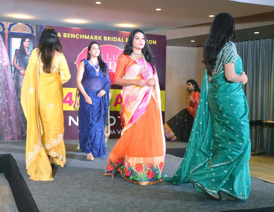 fashion_20show_20in_20vijayawada-8.jpg 8