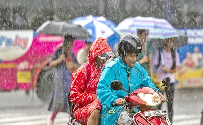 rain-updates-moderate-showers-telangana-two-days.jpg