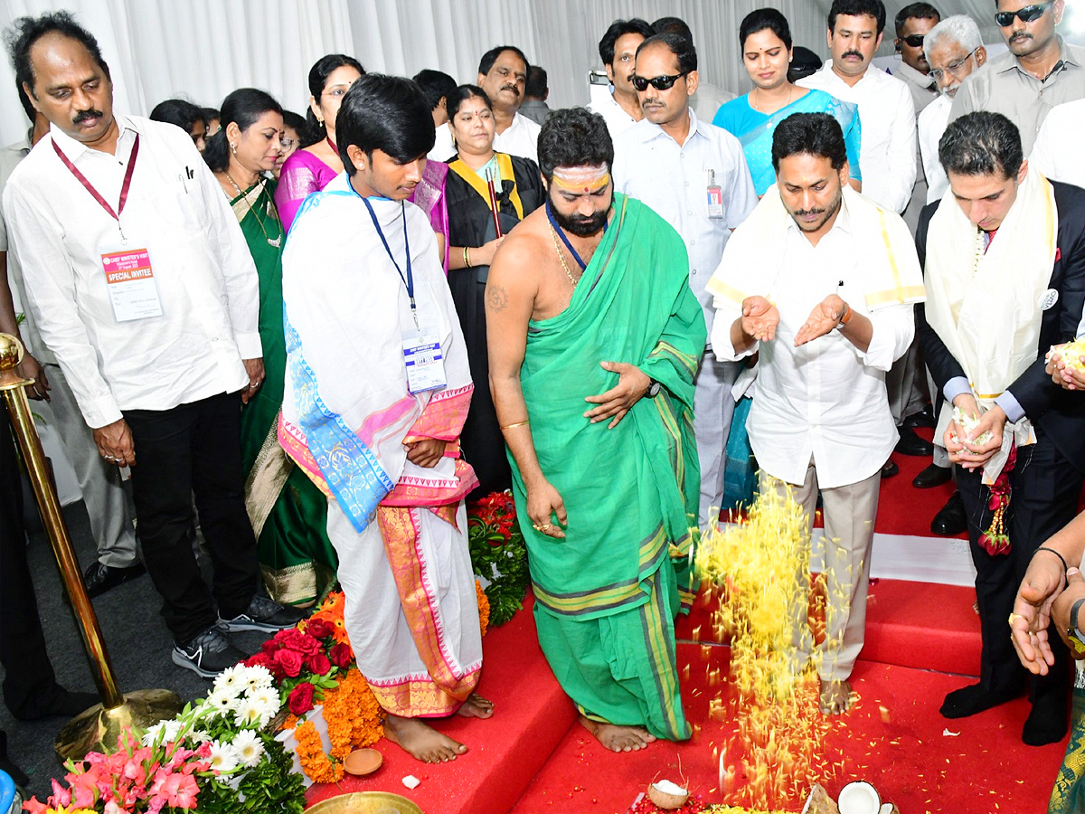 CM_20YS_20Jagan_20Visakha_20Tour_20Photos_15.jpg 6