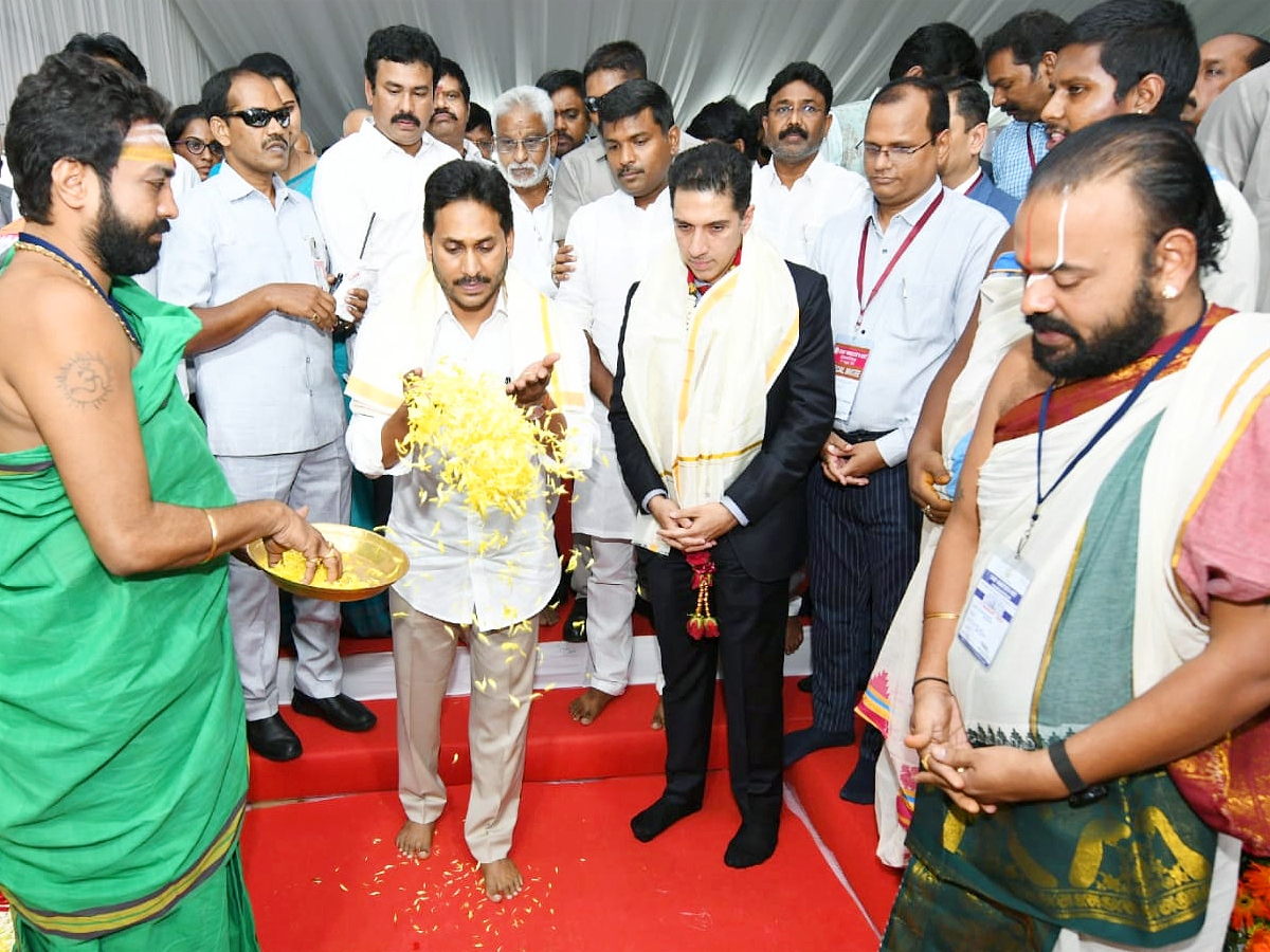 CM_20YS_20Jagan_20Visakha_20Tour_20Photos_8.jpg 5
