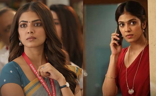 malavika-mohan.jpg