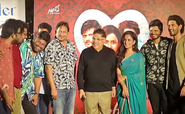 Allu_20Arvind_20House_20Party_20To_20Baby_20Movie_20Team_20Photos_19.jpg 17