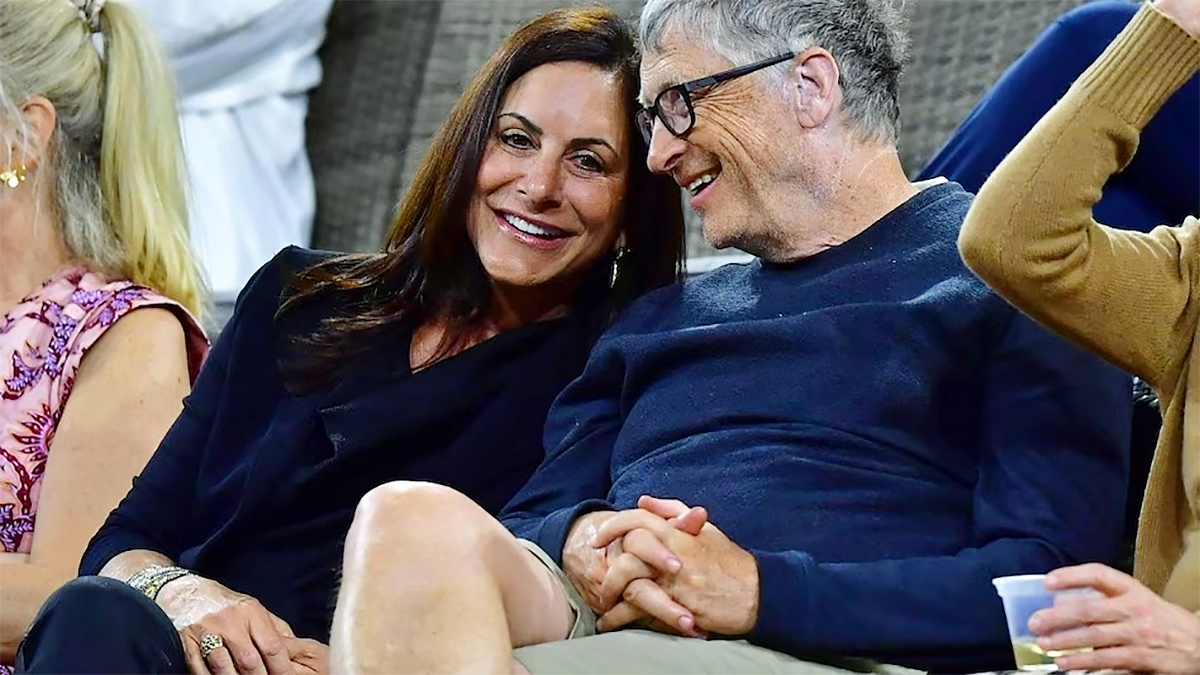 Bill_20gates_20and_20his_20new_20girlfriend_20paula_20hurd_20viral_20photos-2.jpg 2