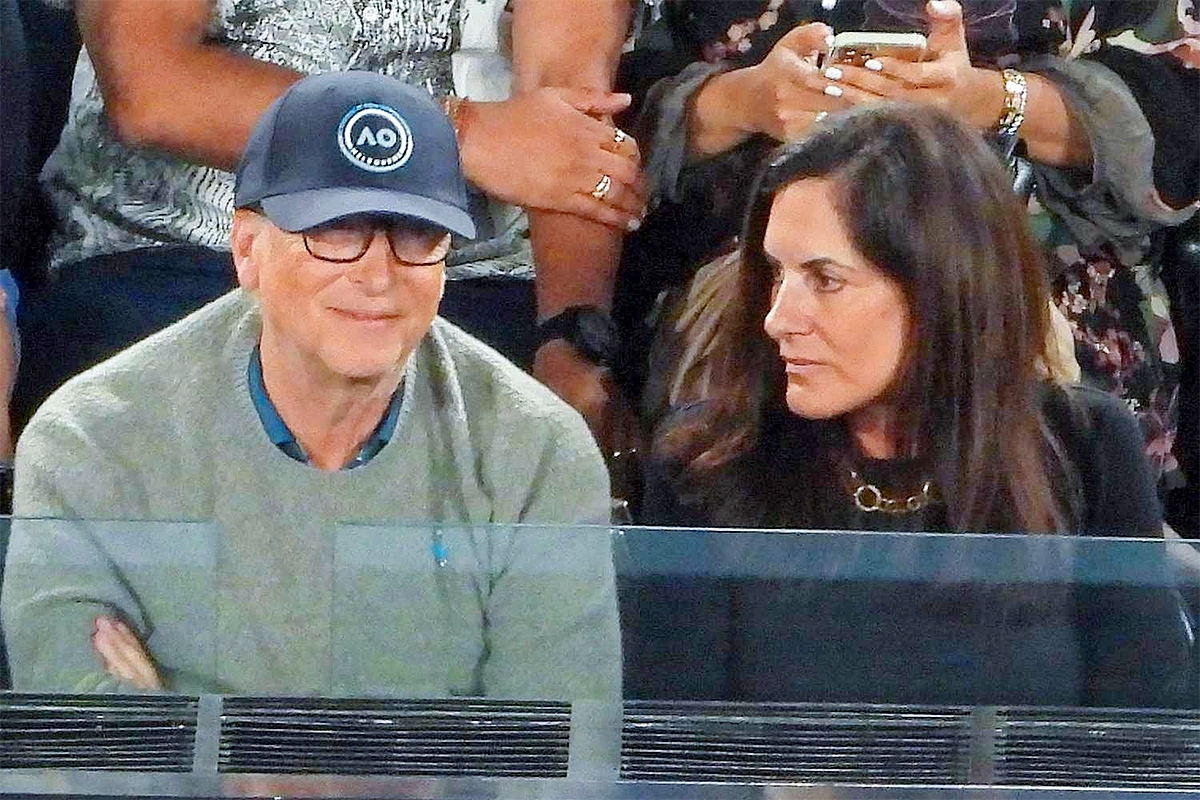 Bill_20gates_20and_20his_20new_20girlfriend_20paula_20hurd_20viral_20photos-3.jpg 3