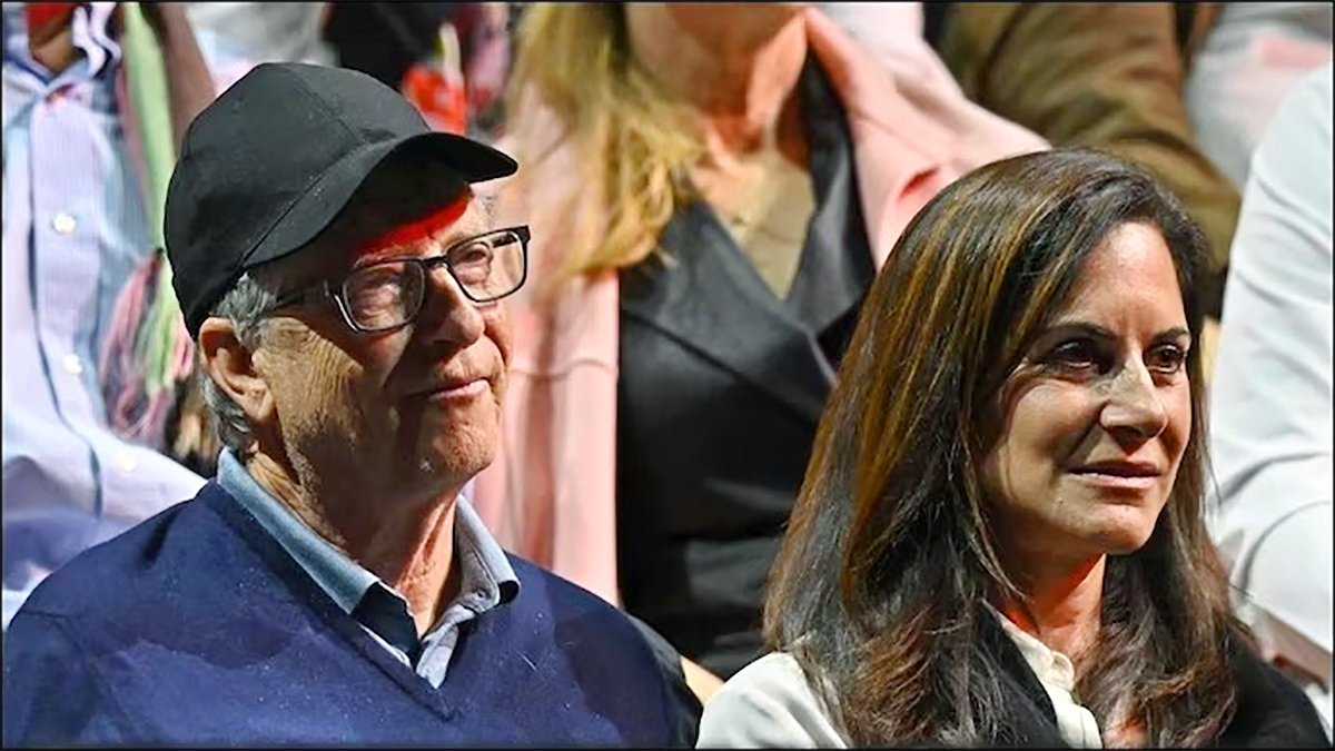 Bill_20gates_20and_20his_20new_20girlfriend_20paula_20hurd_20viral_20photos-5.jpg 5