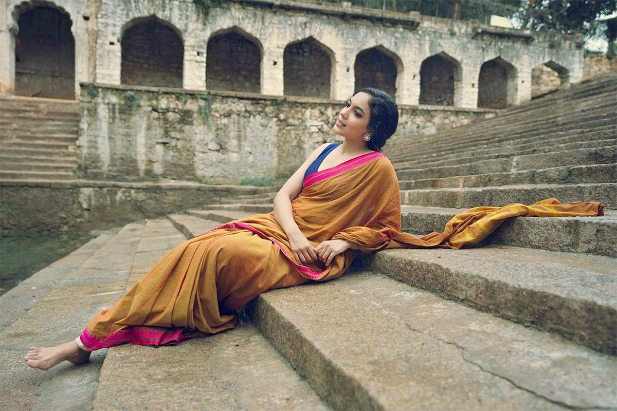 Ritu_20Varma_20Latest_20Pics-2.jpg 2