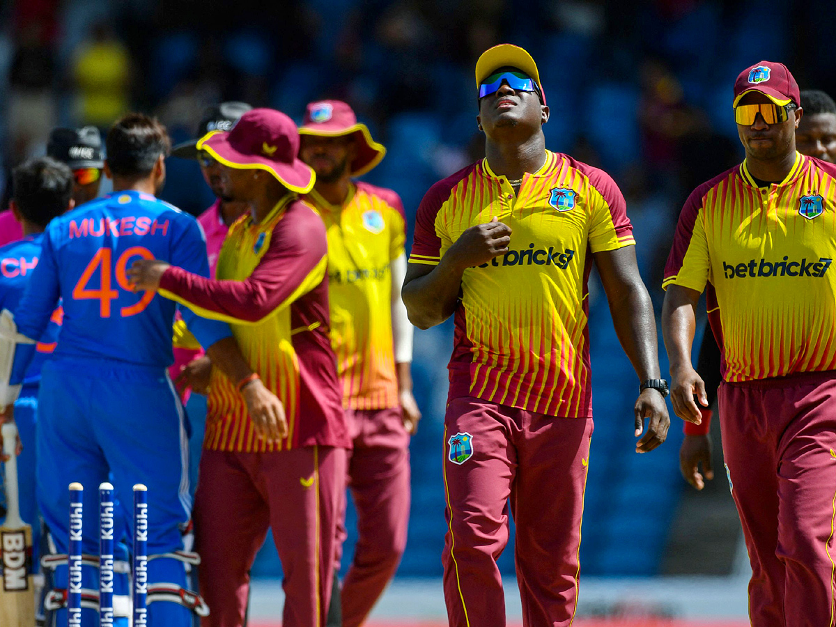 west_20Indies_20beat_20India_20by_204_20runs_20in_201st_20T20_20Photos_3.jpg 4