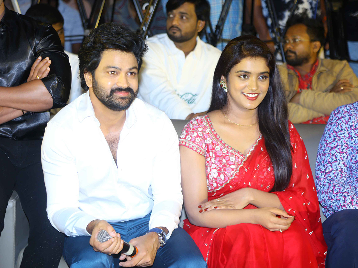 Mister_20Pregnant_20Movie_20Trailer_20Launch_20Pics-23.jpg 21