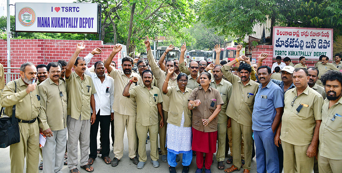 Telangana_20Tsrtc_20Bandh_20Telangana_20State_20Wide_20Updates-25.jpg 23