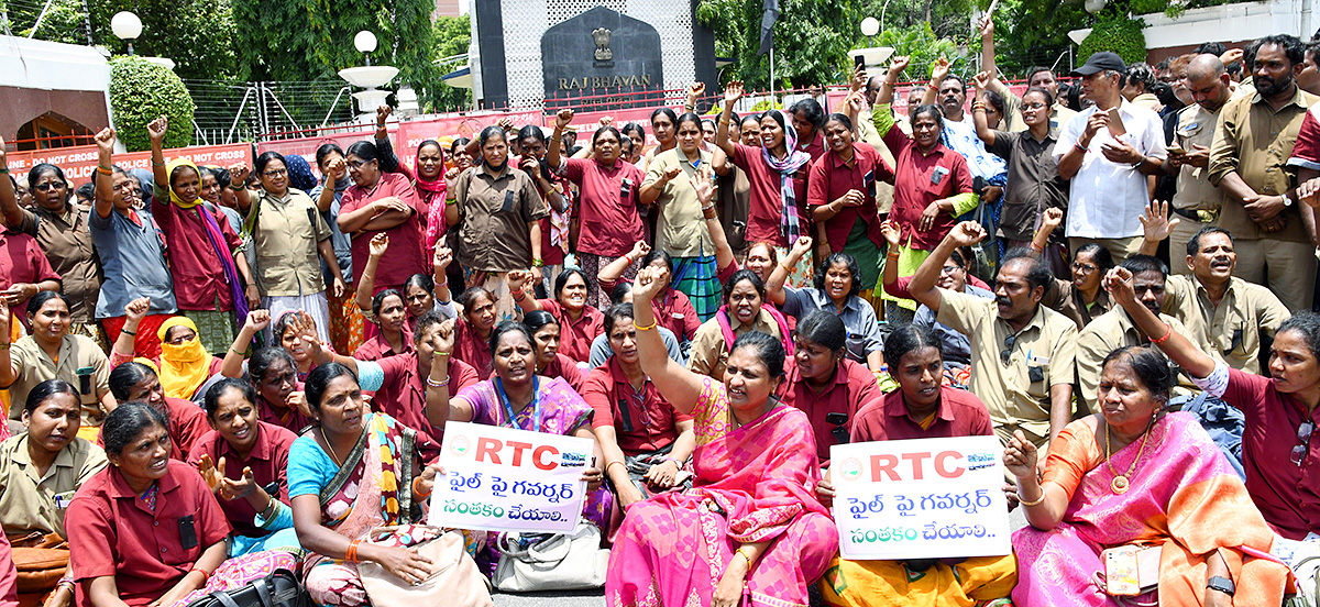 Telangana_20Tsrtc_20Bandh_20Telangana_20State_20Wide_20Updates-8.jpg 7
