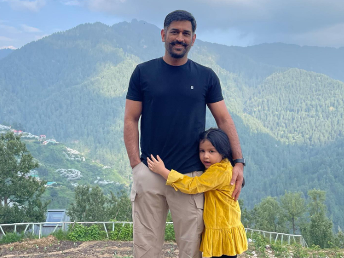 dhoni-ziva-singh.jpg 11