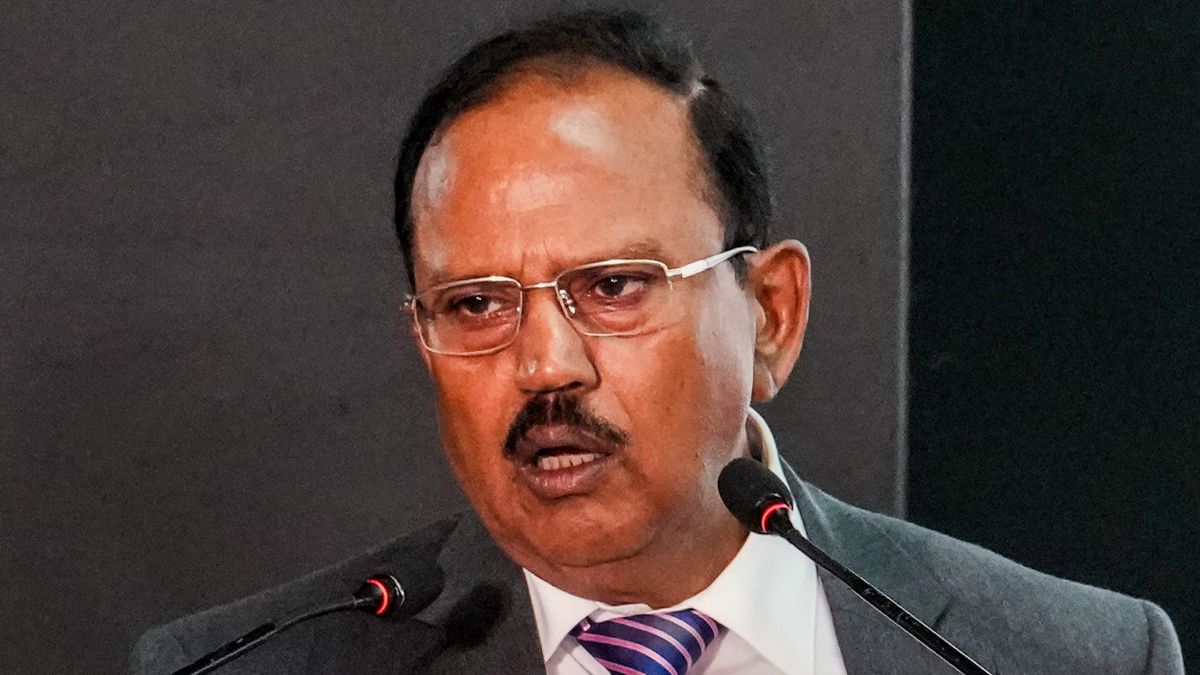 Ajit-Doval-Jeddah.jpg