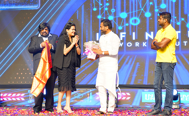 awards1.jpg