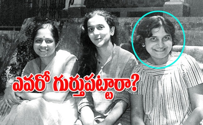 sudha-murthy-youn-age-pic_0.jpg